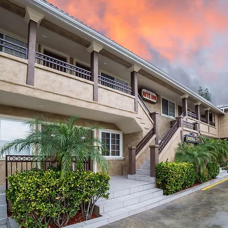 Nite Inn At Universal City - Walking Distance To Universal Studios Hollywood-2