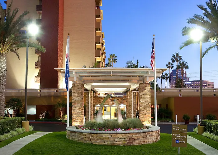 Four Points By Sheraton Los Angeles Westside